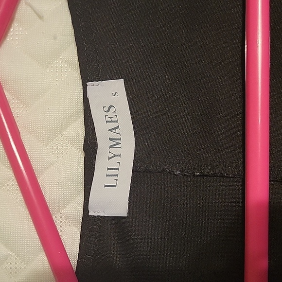 LILYMAES Black Top - Size S - Picture 2 of 3